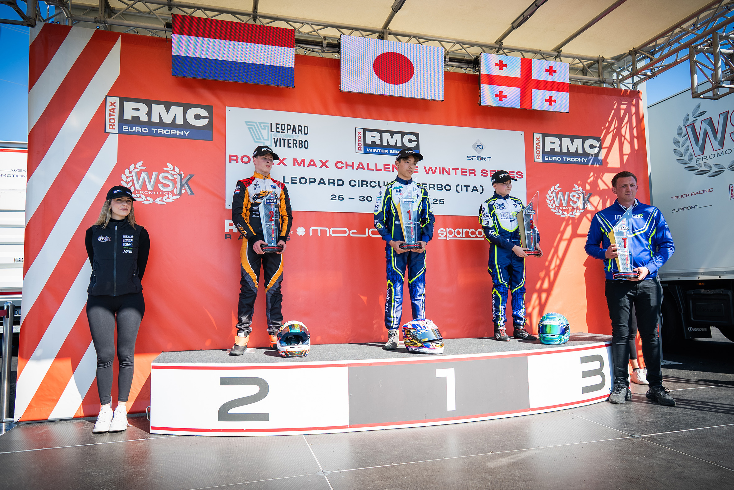 Podium Junior MAX