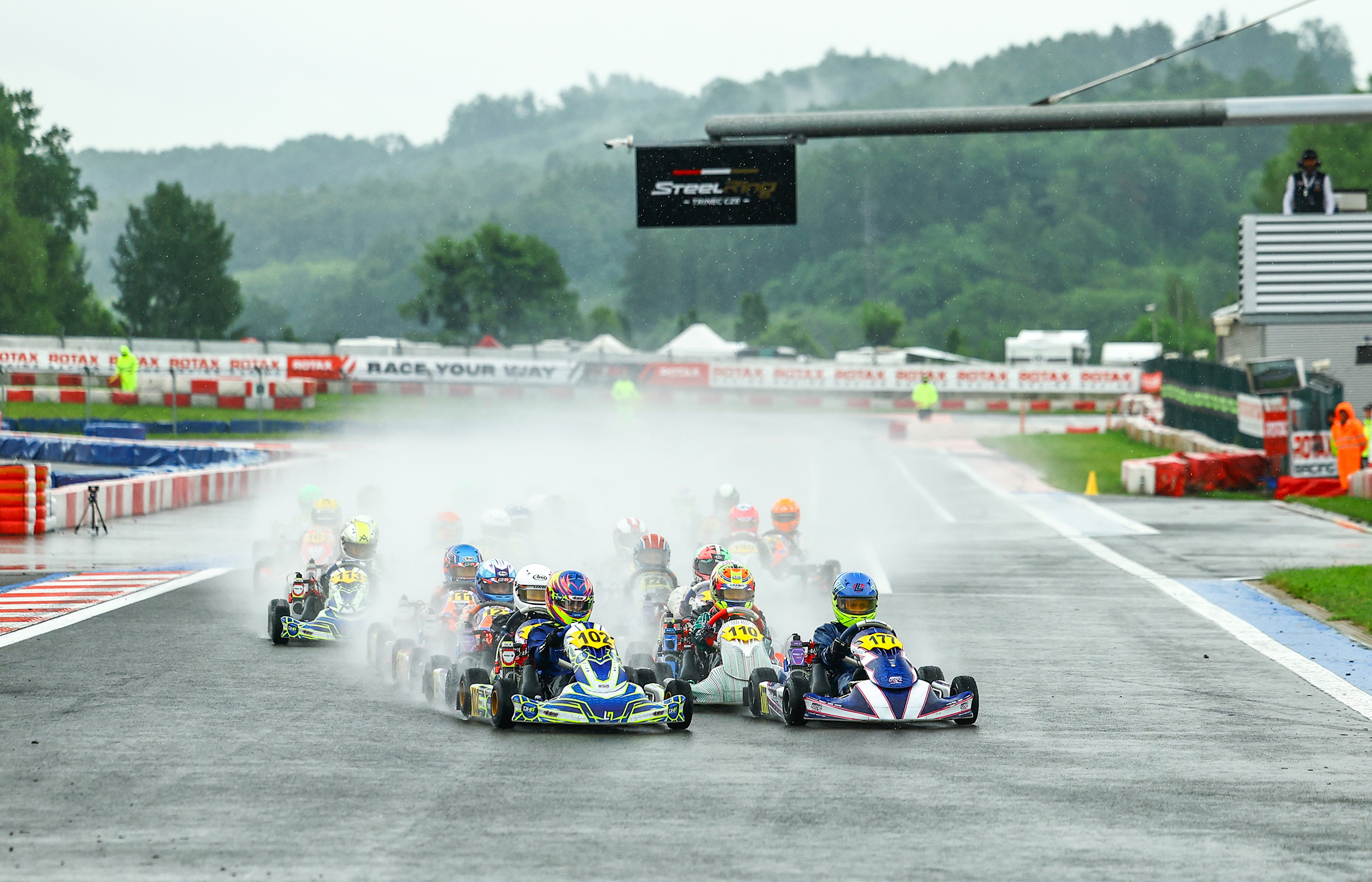 RMCET Rd2 Start Mini MAX Hellofoto