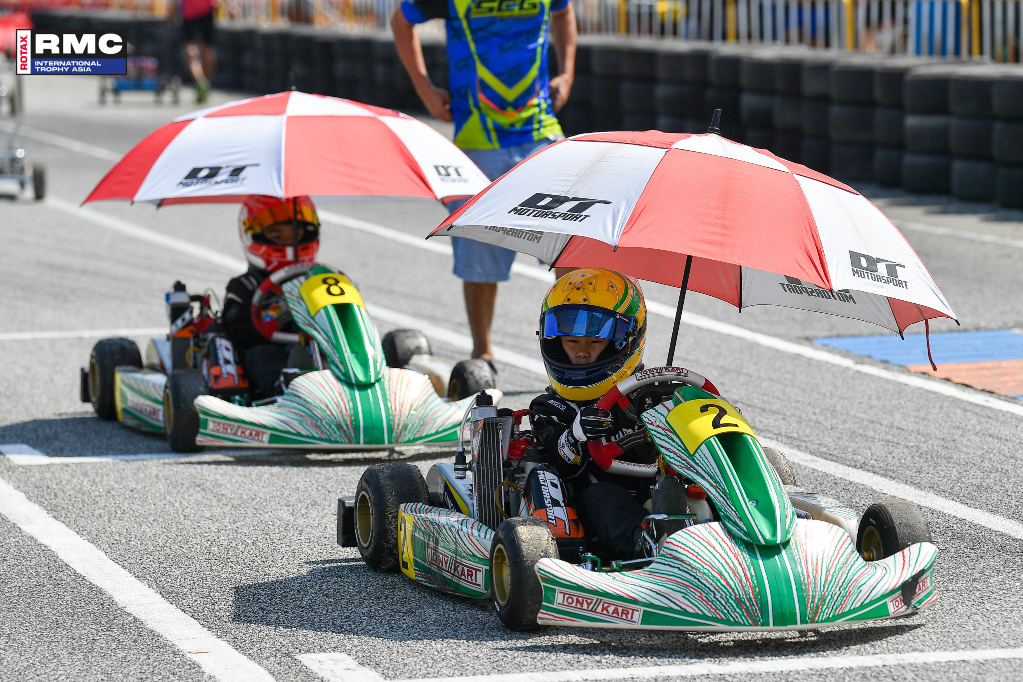RMCIT Asia Micro MAX on starting grid