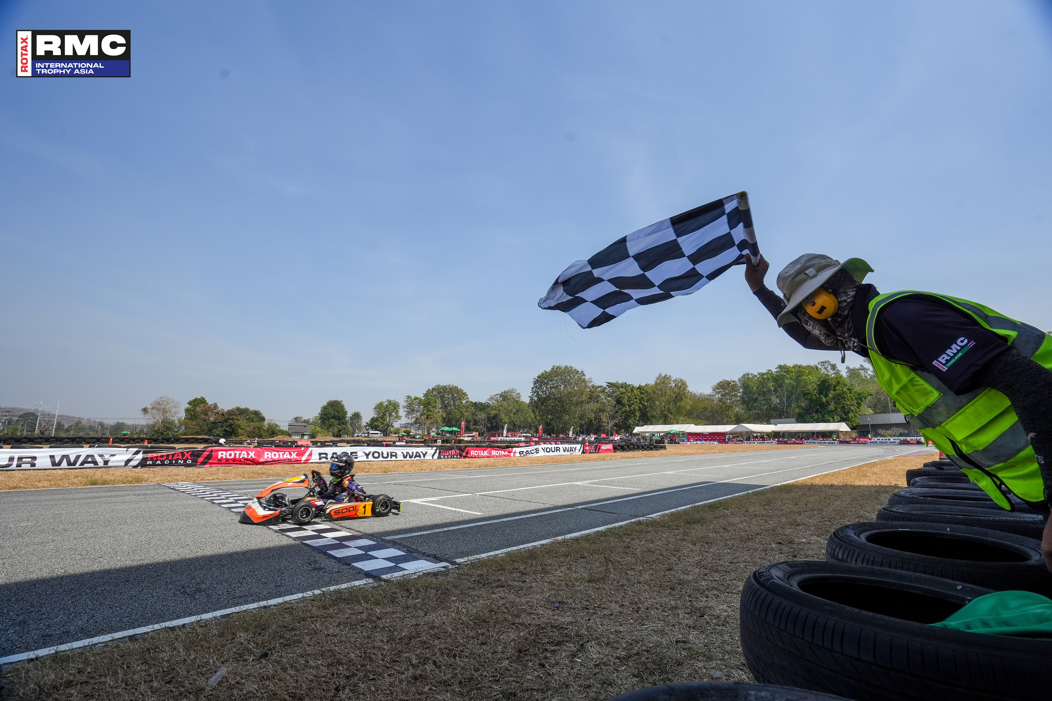RMCIT Asia Winner Micro MAX Finishline 1